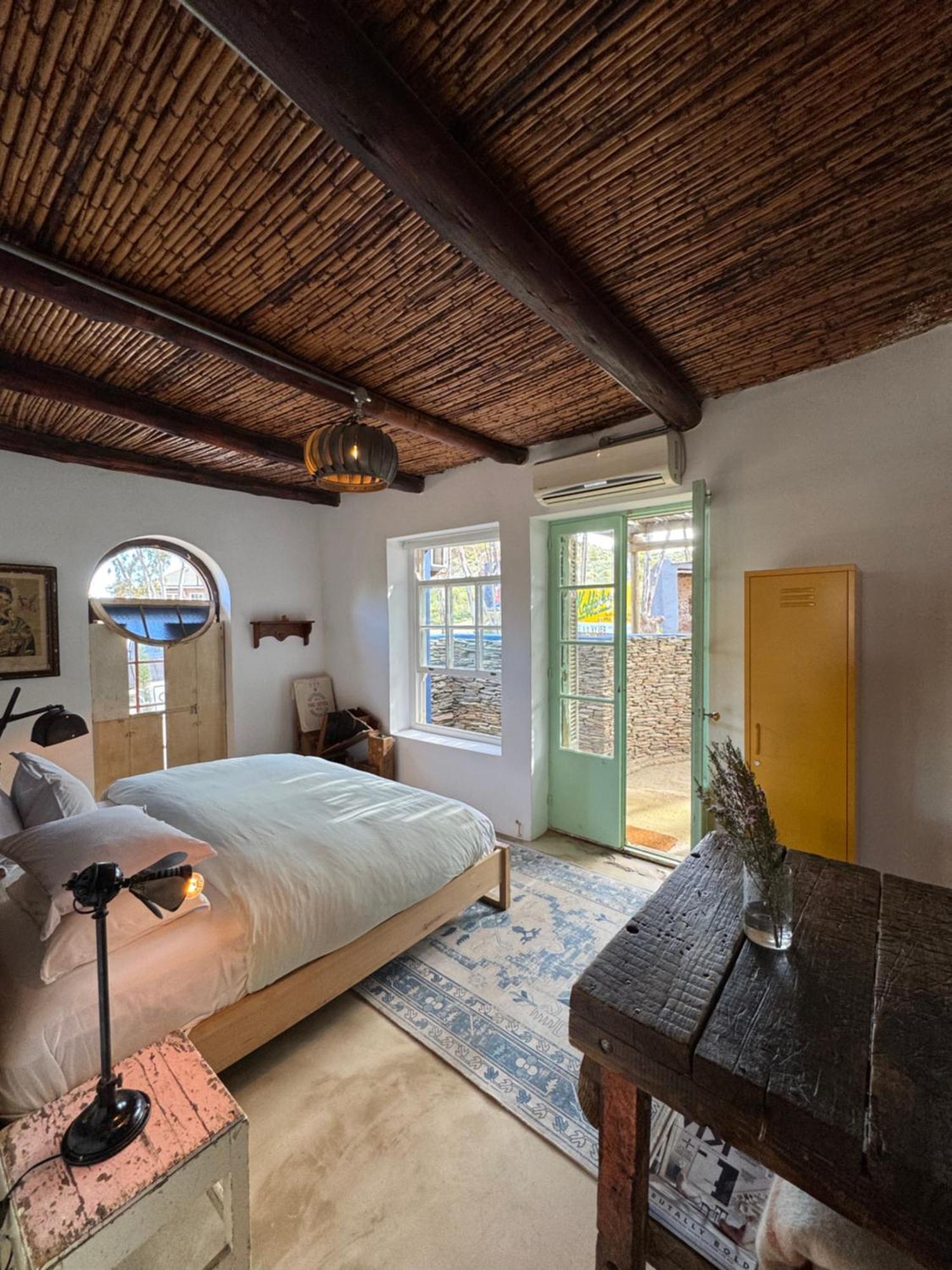 The Karoo Moon Motel Барридейл Экстерьер фото