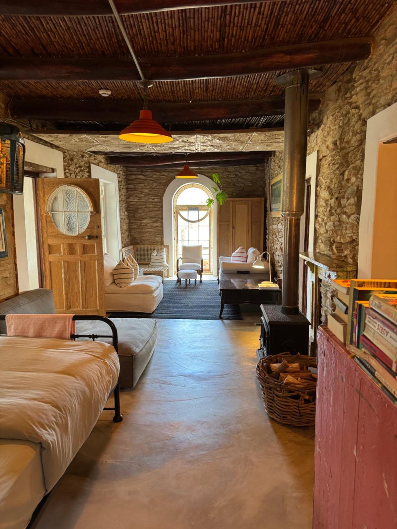 The Karoo Moon Motel Барридейл Экстерьер фото