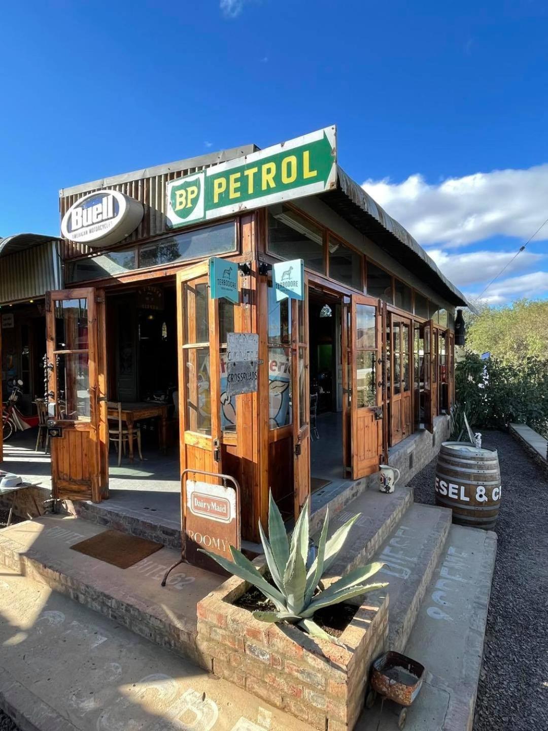 The Karoo Moon Motel Барридейл Экстерьер фото